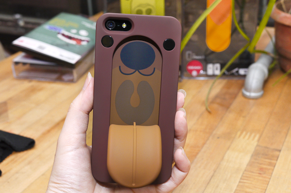 【生活玩物】用盡生命搞怪吧!OZAKI FaaGaa 動物吐舌手機殼