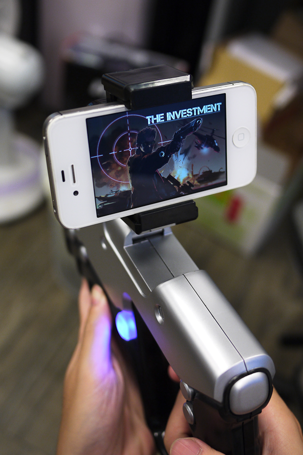 潮爽體感 OEO SHOX Blaster 藍牙遊戲槍動手玩