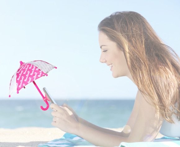 海灘少女愛用款，給智慧型手機撐的小小雨傘
