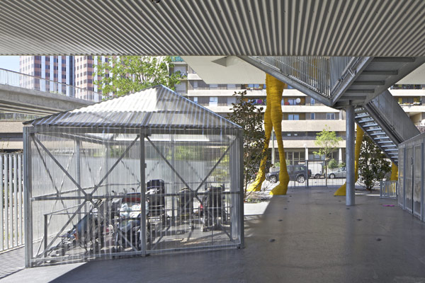 用建築說故事的 Giraffe Childcare Center