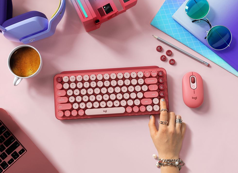 一鍵打出Emoji！羅技POP KEYS「Emoji鍵盤」8種表符鍵帽隨你換，3款配色復古打字機造型超療癒