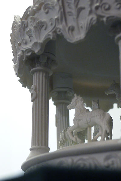 【生活玩物】時鐘功能只是輔助(笑)，haoshi 旋轉木馬時鐘