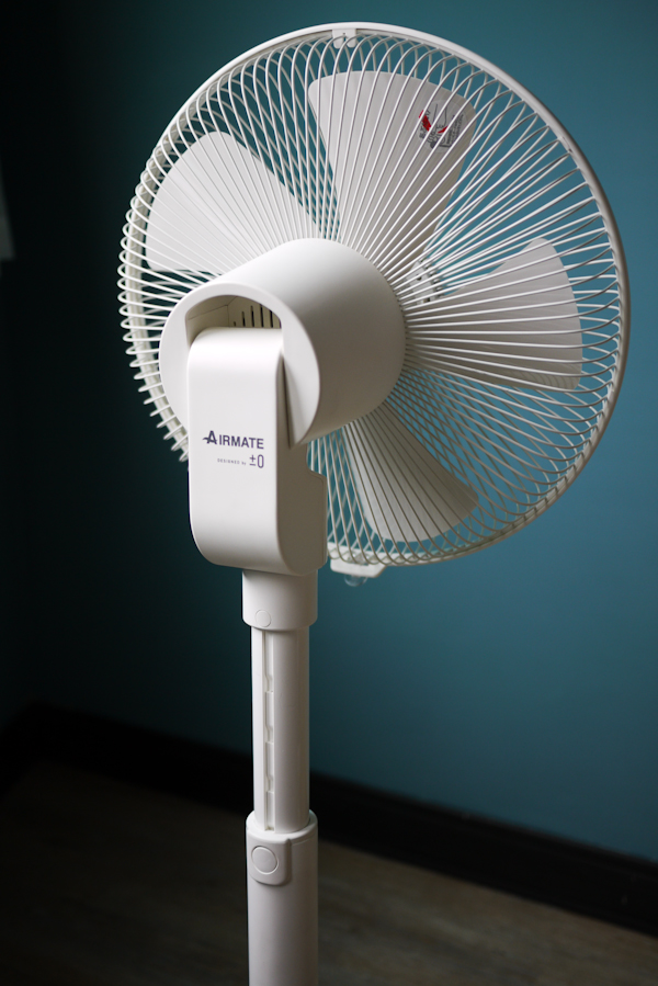 【生活玩物】超美型 ±0 直流變頻風扇,為了它我可以挑戰今夏不開冷氣!(挺)