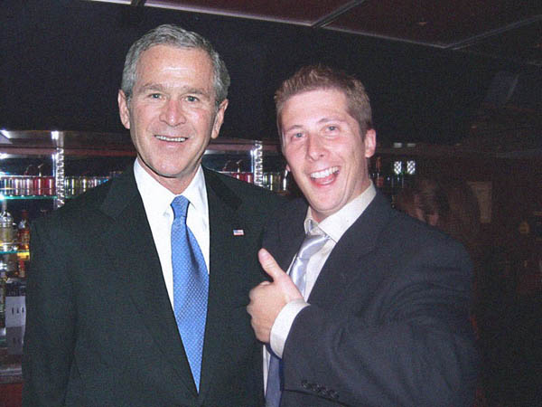 面子有夠大！眾星雲集的假日家庭派對