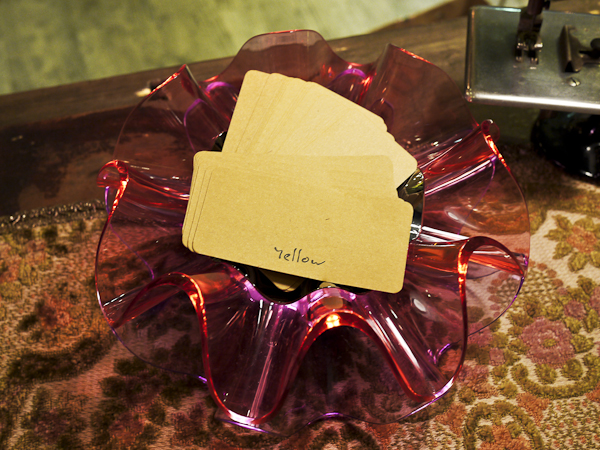 【生活玩物】輕吻妳的美麗,QisDESIGN Flamenca 花舞夜燈