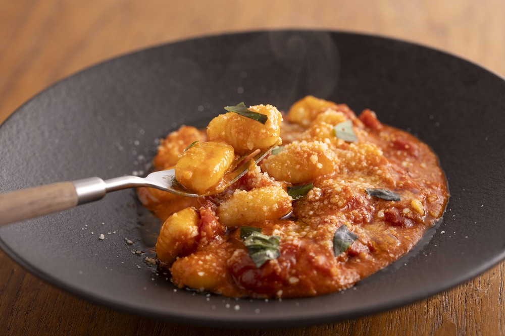 台北「Reale義式餐廳」新開幕!義大利紅蝦評鑑二蝦肯定,竹北彼刻義式餐酒館台北展店