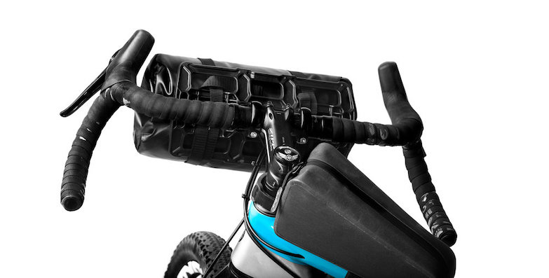 拔山涉水帶上「便攜式充氣船 ROGUE-LITE」 超輕重量沒負擔！