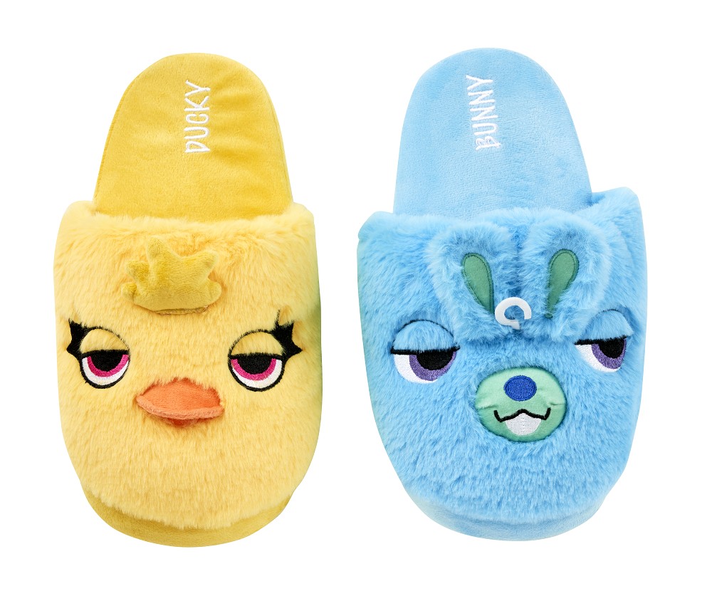 全家「皮克斯毛朋友」集點！毛怪、熊抱哥等5組動畫角色化身夜燈、杯套、地毯