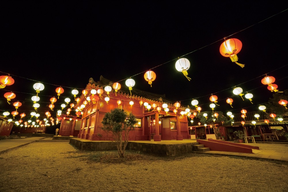 去沖繩看元宵燈會，提前享受燈節氣息！