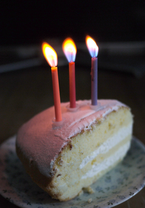 【生活玩物】生日蠟燭不再只是個問號，彩虹時光火焰蠟燭