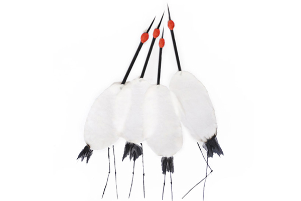 畫個美美妝過新年：化妝品創作藝術