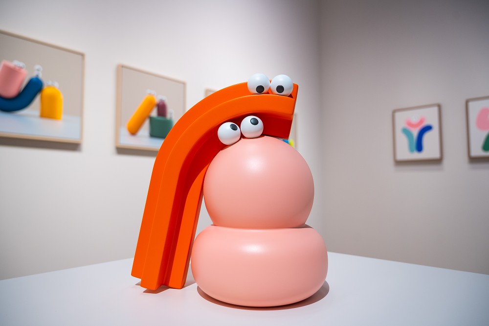 藝術家Lucas Zanotto展覽亮相大直NOKE！極簡萌獸雕塑、版畫傳遞療癒能量