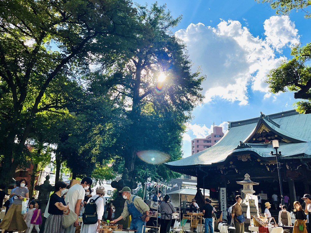 東京必訪3大特色市集！東京蚤之市、池袋雜司谷手創市集、花園神社青空骨董市集