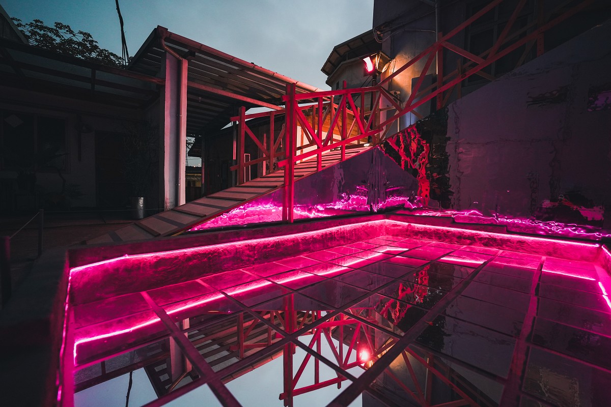 2021寶藏巖光節「棲息在光中」13組作品亮點!光電獸、河光創作點亮山城聚落