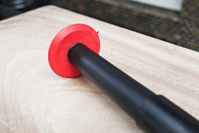 排隊神器化身第三隻腳，Sitpack伸縮自如讓你靠！