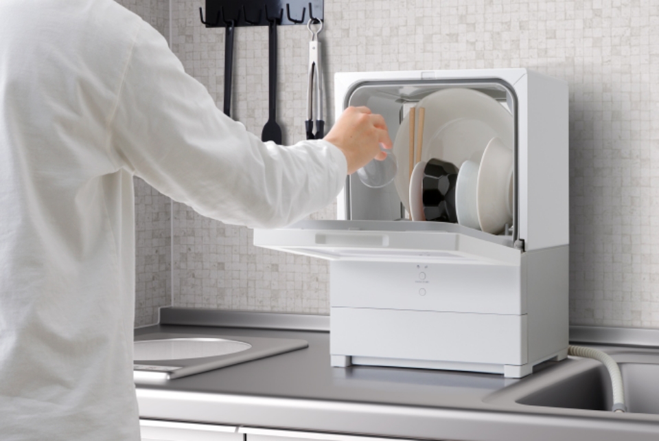 日本Panasonic迷你洗碗機SOLOTA！以單身生活為取向的一人用微型洗碗機 