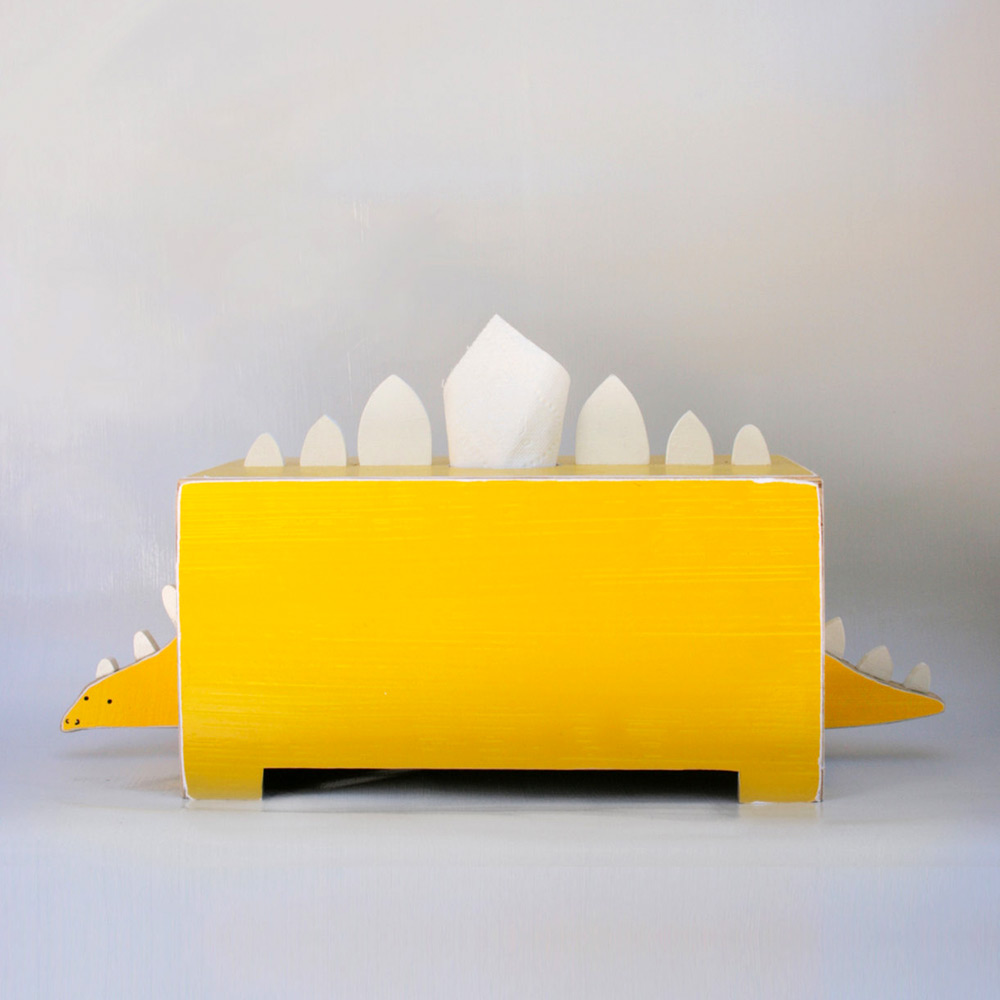 蓋住不喜歡的塑膠包裝，繽紛彩繪小動物面紙盒