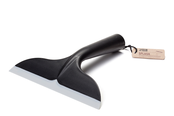 俏皮可愛的鯨魚尾巴造型橡膠刮刀「Splash Squeegee」