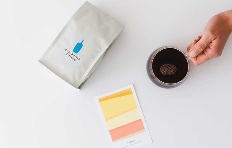 Blue Bottle 首推「季節混搭口味 Seasonal Blend」！腮紅粉、琥珀黃繽紛色彩新包裝一改簡約藍瓶咖啡的想像
