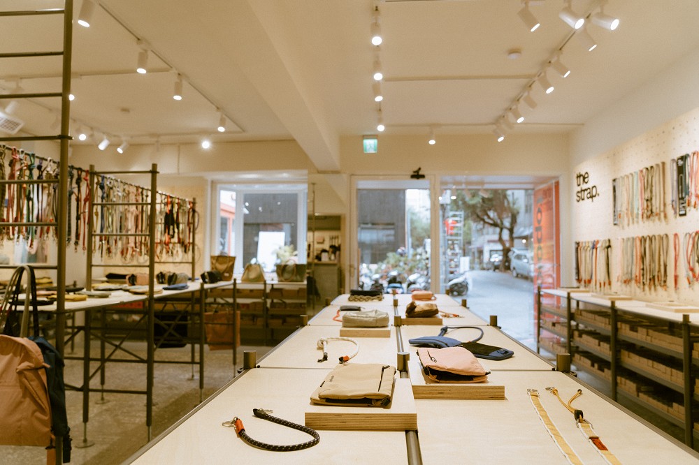 台北中山「Topologie南西店」台灣首間實體店！掛繩背帶、手機殼愛好者必訪