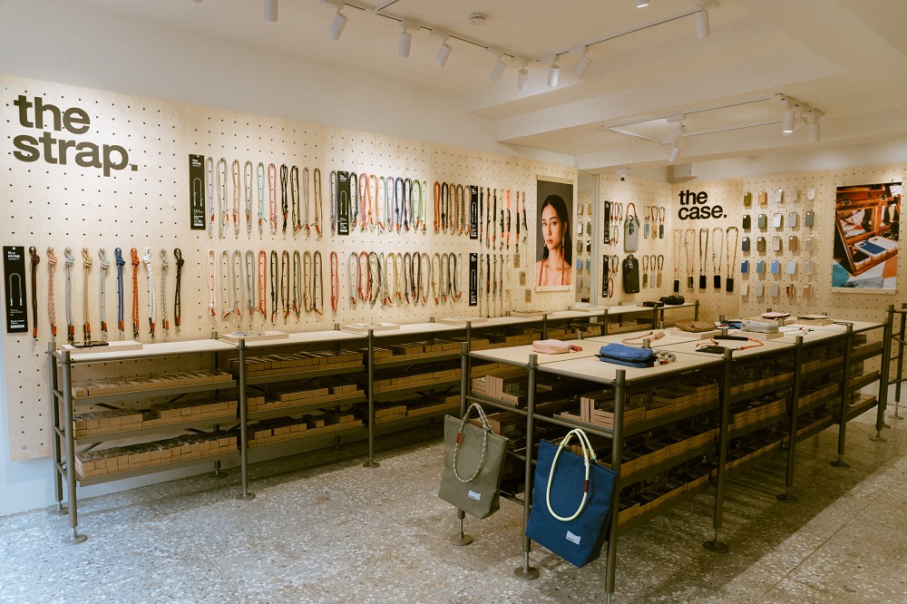 台北中山「Topologie南西店」台灣首間實體店！掛繩背帶、手機殼愛好者必訪
