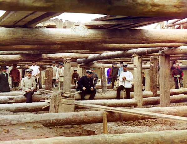 迷人的彩色照片來自二十世紀初的俄羅斯