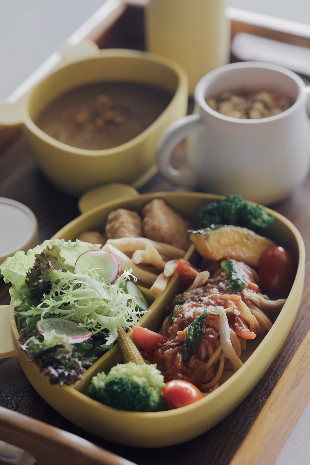 台南全新設計飯店「綉溪安平」!紅磚拼接清水模、沉浸式互動空間、設計客房、冠軍咖啡進駐