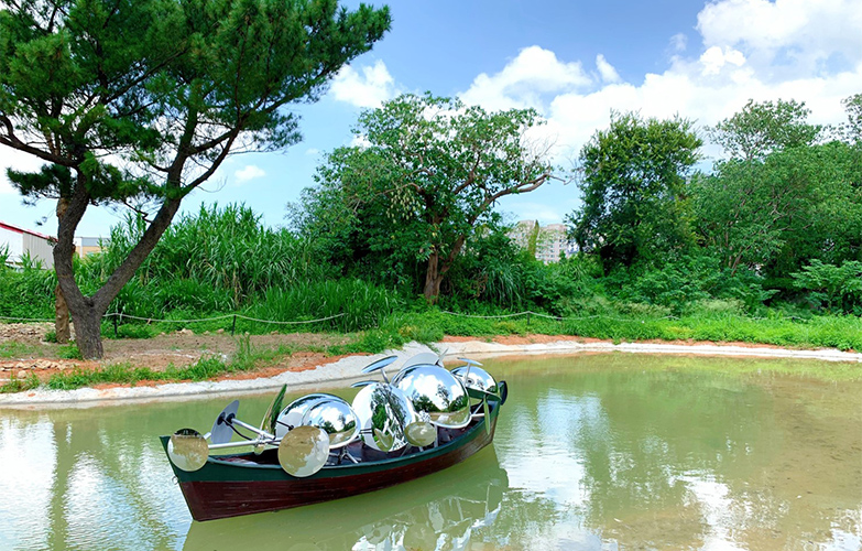 桃園地景藝術節開跑！舊營區轉化為大湳森林公園 34 件作品、40 場光雕深耕在地藝術