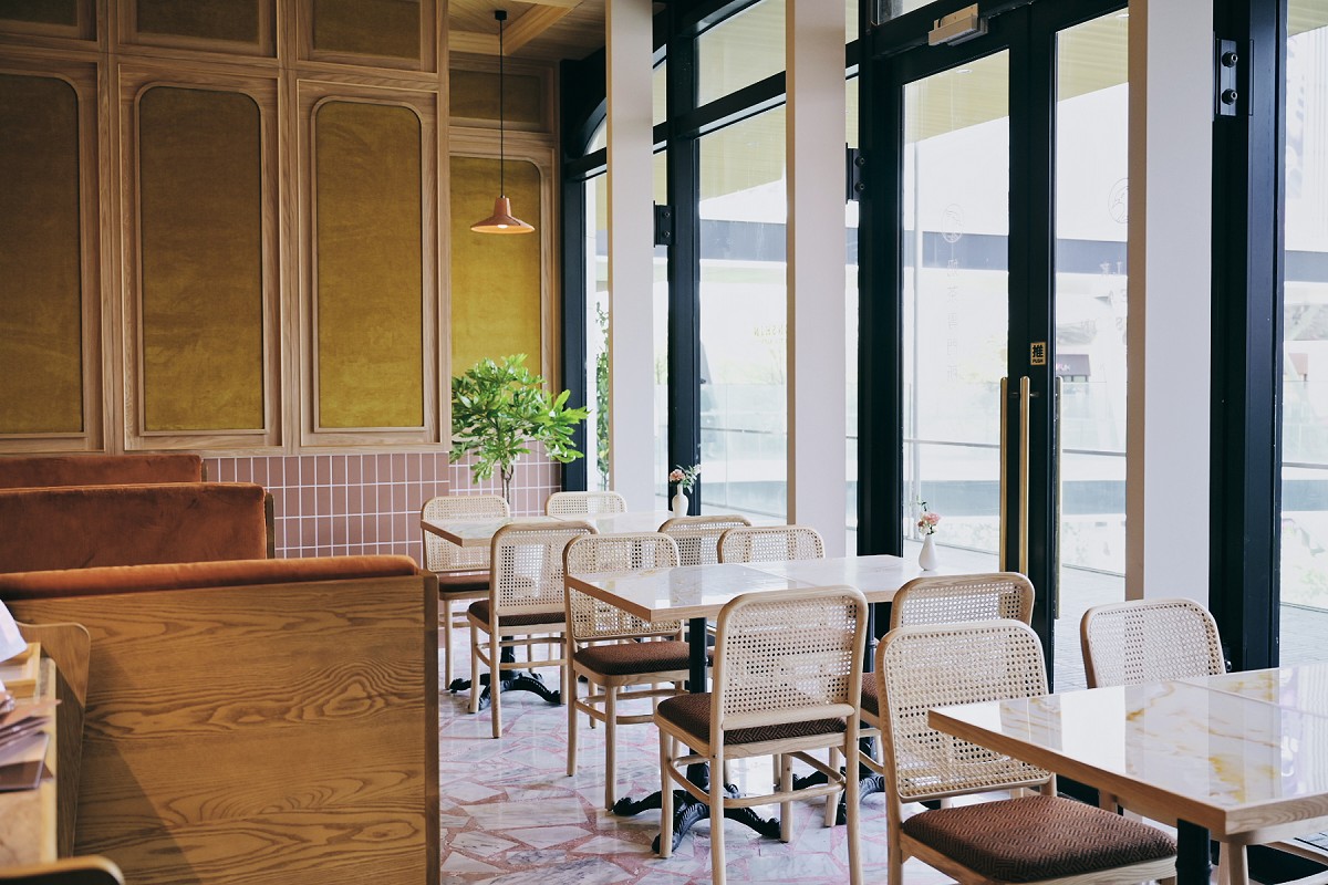 台北「永心鳳茶奶茶專門所」亮點！以鍋煮奶茶為主的復古台茶空間