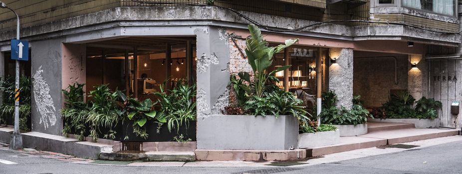 台北溫州街「TERRA土然」巧克力專門店亮點！雨林般綠意空間享用精品巧克力甜點飲品