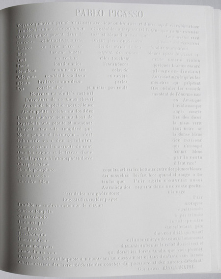 Irma Boom 重塑經典，一本關於 CHANEL N°5 的無字天書