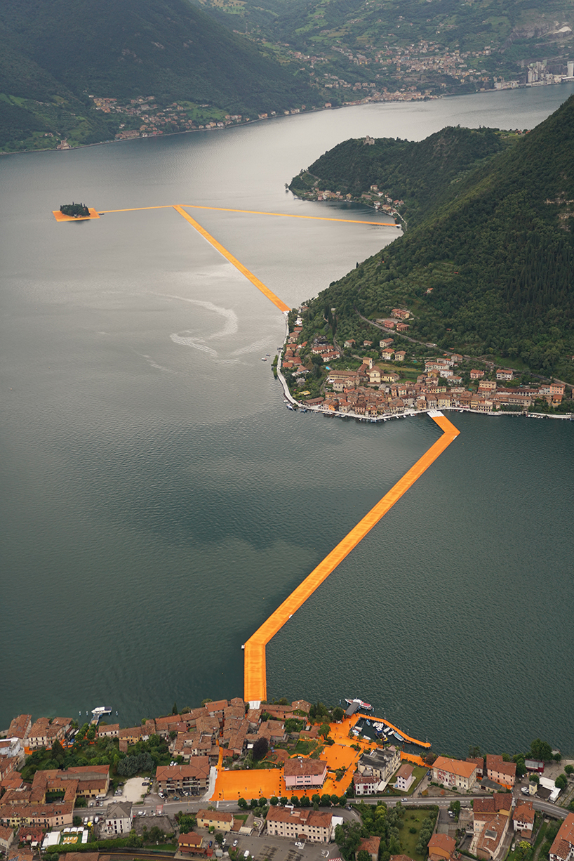 水上漫步，義大利三公里長的黃金色大道 The Floating Piers