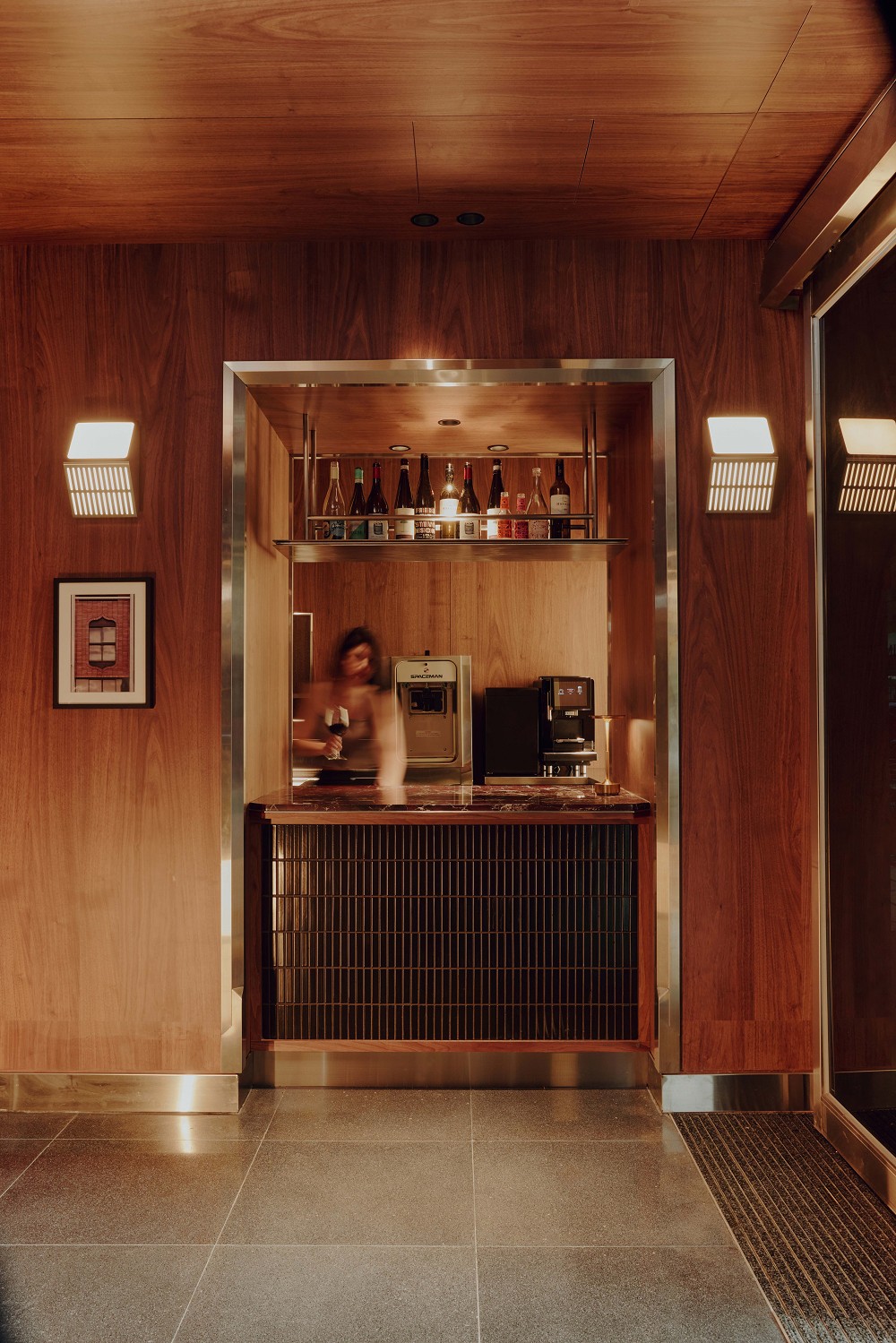 台南「天下南隅」老飯店華麗新生！本事空間打造設計客房、圓頂西餐廳、復古酒吧