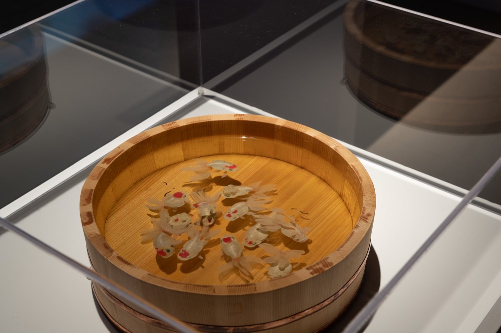 台南奇美博物館《跳出格子吧!》亮點!打字機畫作、超擬真3D金魚畫等藝術創作