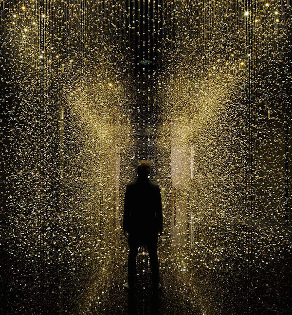 極致夢幻的黃金雨－「時．光」裝置藝術展