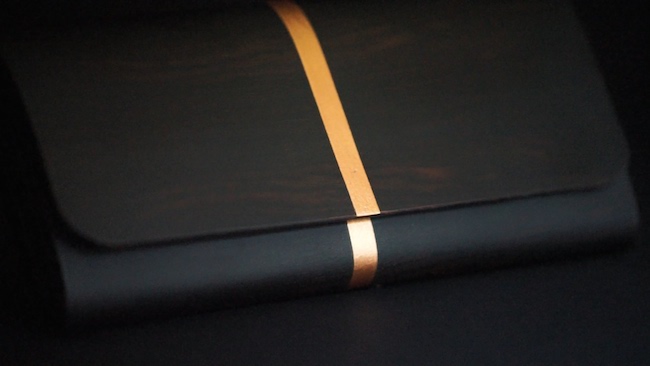 一個幫你紀錄美好生活的獨特皮夾－《樹革蒔繪長夾》