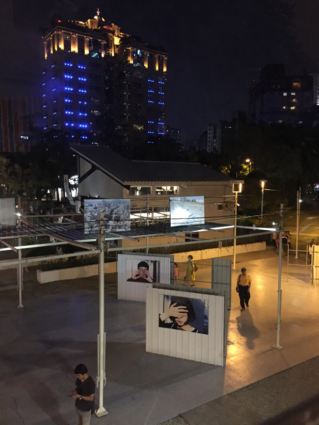 【觀展心得】川島小鳥《明星》寫真展,時光機的色彩 - 年輕軀殼裡的貼心老靈魂