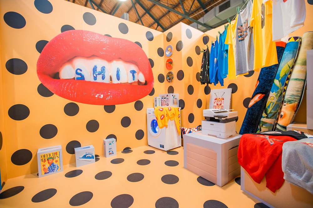 「義大利怪美殿堂特展 TOILETPAPER」台北登場！重現邪典藝術雜誌米蘭總部、荒謬美學