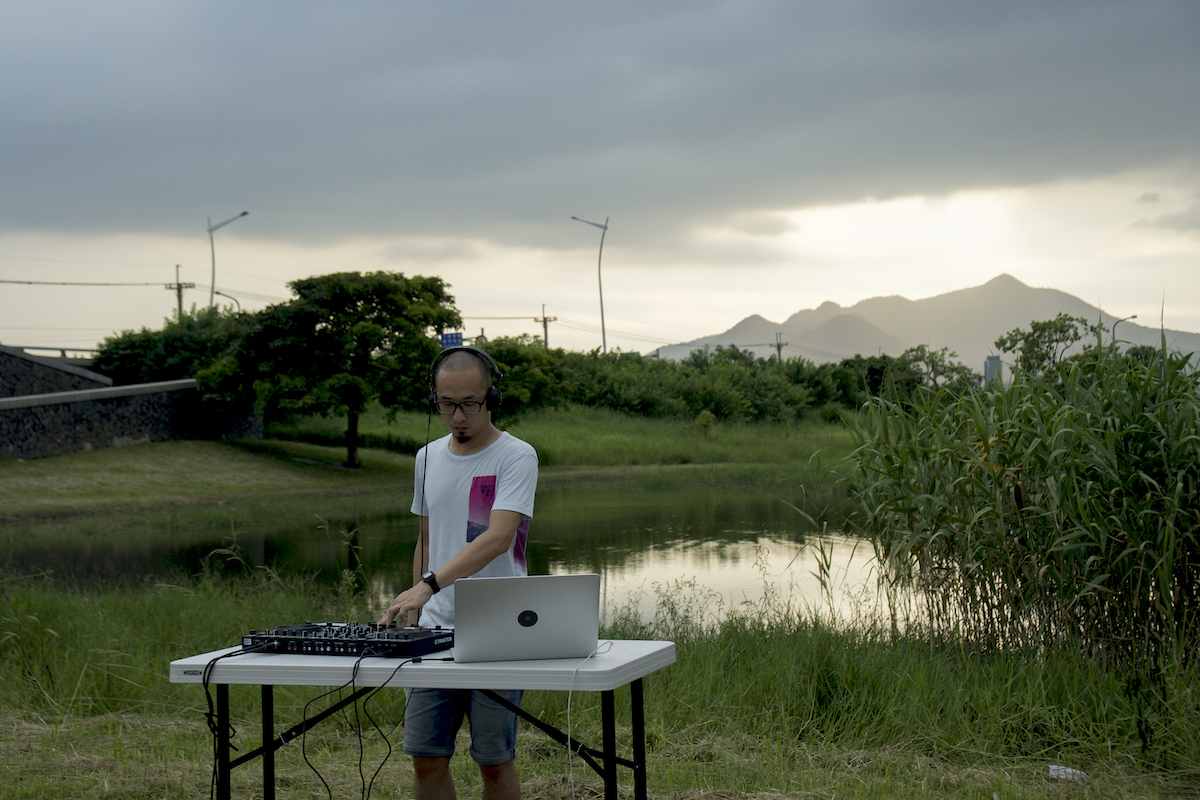 台南老屋藝廊 B.B. Art 最有未來感的表演！台灣聲光藝術家姚仲涵個展《我感覺空間》開展倒數