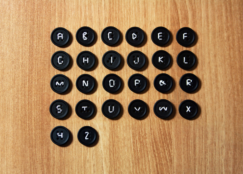 襯衫鈕扣的新玩法，A-Z 字母縫線設計