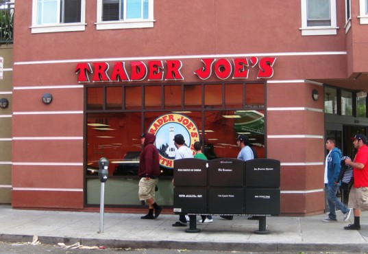 不以新鮮為號召，Daily Table 珍惜即期品商店