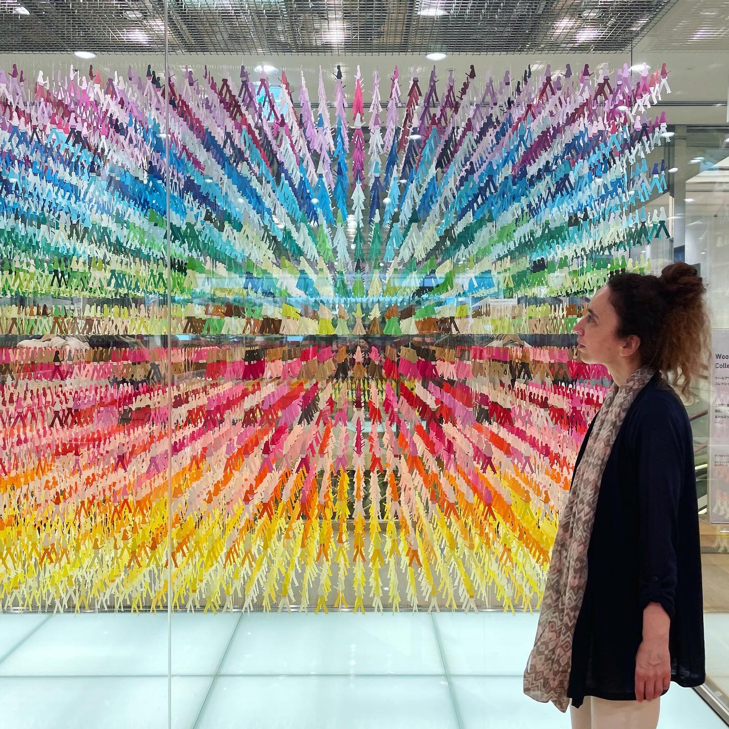 UNIQLO銀座店升級！首間UNIQLO咖啡廳、銀座聯名選物、繽紛色彩裝置登場