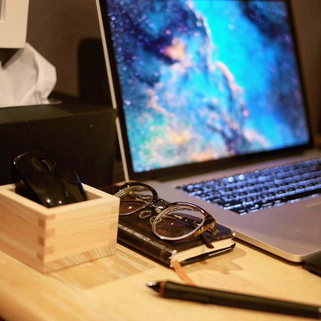 【設計大人物】專職模特兒 x 多元風格插畫家，Viviane Sheep跳脫框架的衝突混搭