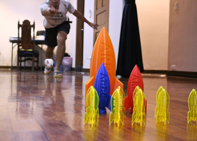 【生活玩物】襪子當然是要穿來走的啊！Walkr Socks 太空探險遊戲襪