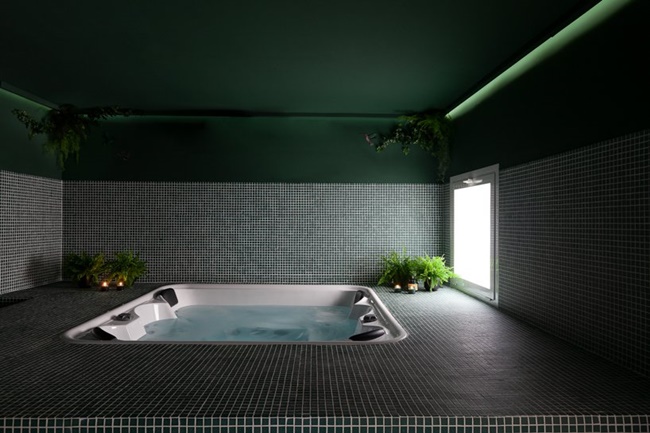 『2060:歡迎來到世界末日』,倉庫改造的世界末日主題青旅