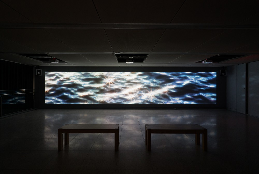 基隆美術館首檔展覽《未記持》！22組空間裝置、攝影創作反映歷史、記憶與未來間的複雜關係