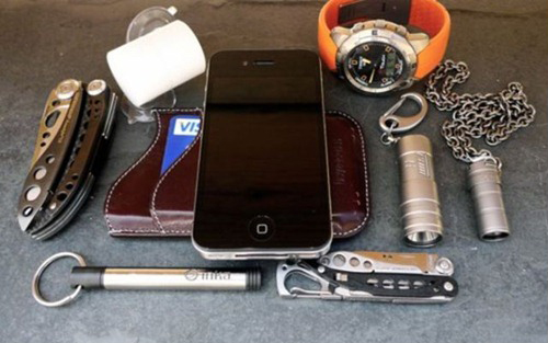 男人的口袋裡面到底都裝些什麼呢?