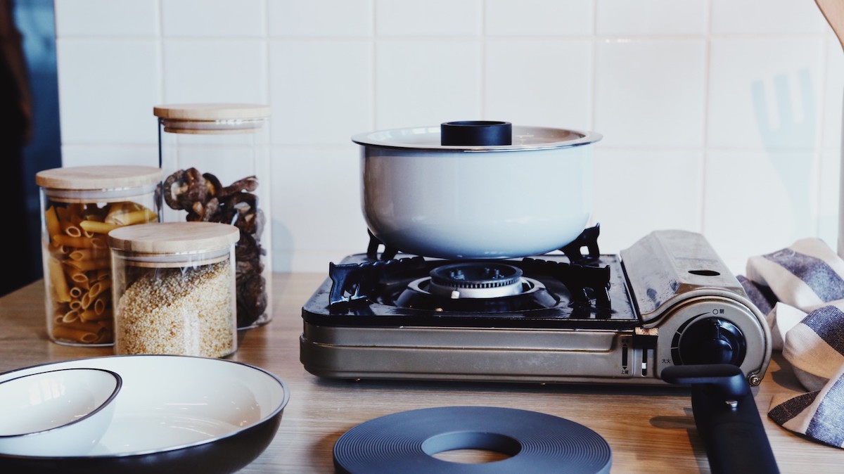 一器呵成！居家設計品牌 JIA 品家家品 x 日本設計大師柴田文江聯名合作新品－【虹彩鋼 賞味】系列新上市