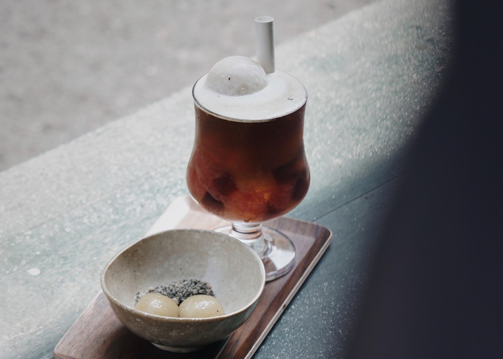 嘉義「小城咖啡實驗計畫」登場!23家咖啡廳獻上雞肉飯蛋糕、醍醐味拿鐵等嘉義特調美食