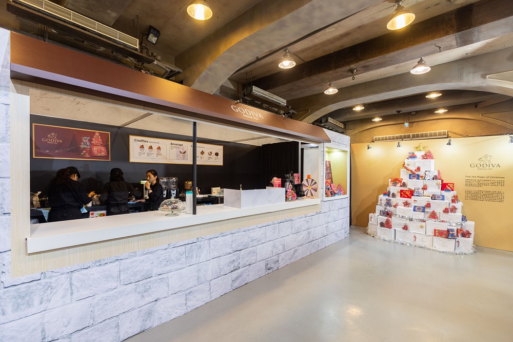 GODIVA 2023聖誕禮盒登場!「巧克力聖誕奇幻工坊」快閃華山